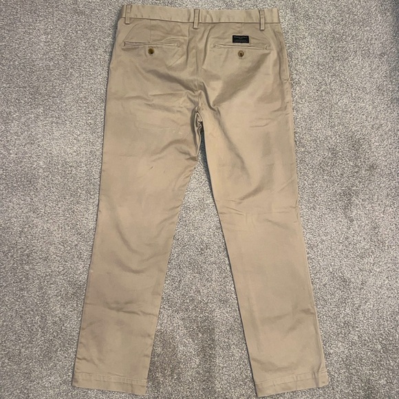 Banana Republic Aiden Chino Khaki Pants 32x29 - Picture 3 of 14